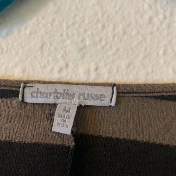 Greenish grey & black striped crop top - Picture 2 of 2